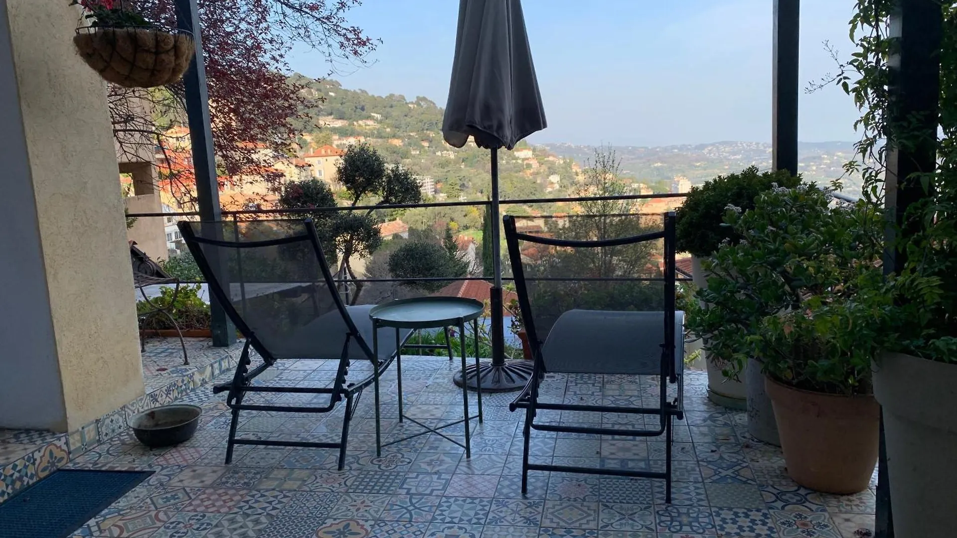 Skylark Bed & Breakfast Grasse