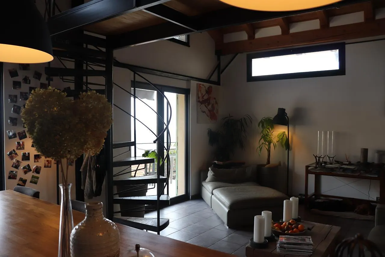 **  Skylark Bed & Breakfast Grasse France